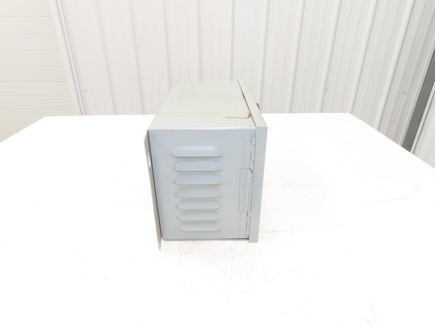 Daykin LTFS-15 Stepdown Power Transformer 3000VA HV 480 LV 120 Outlet 6.5A