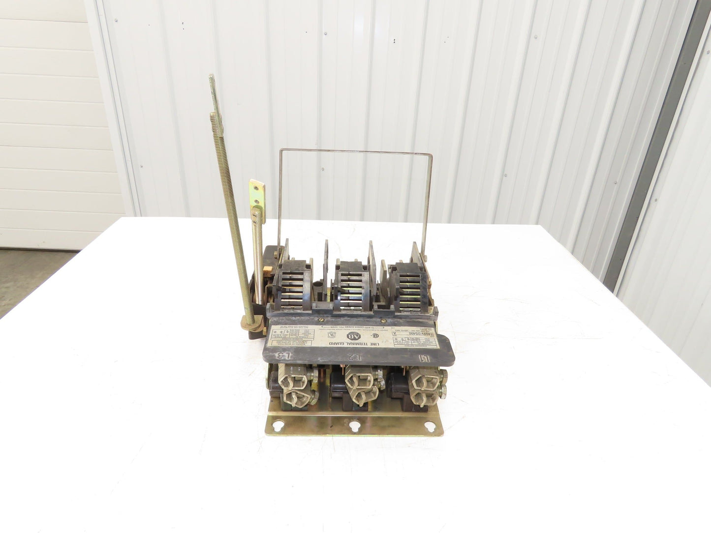 Allen Bradley 1494V-DS400 Safety Disconnect Switch 400A 600V 125HP 3Ph