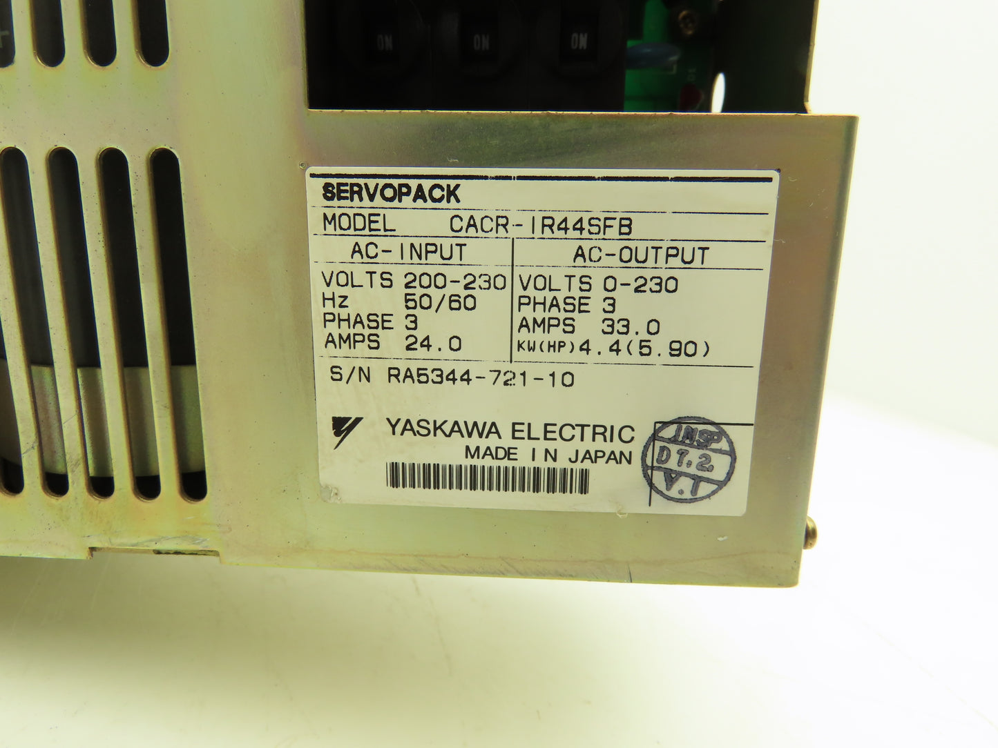 Yaskawa Electric CACR-IR44SFB-P00-B12 Servopack Servo Drive 230V 33A 4.4kw 3Ph
