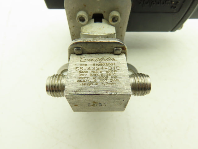 Whitey 131SR Pneumatic Air Actuator Spring Return Swagelok 1/4" Tube Ball Valve