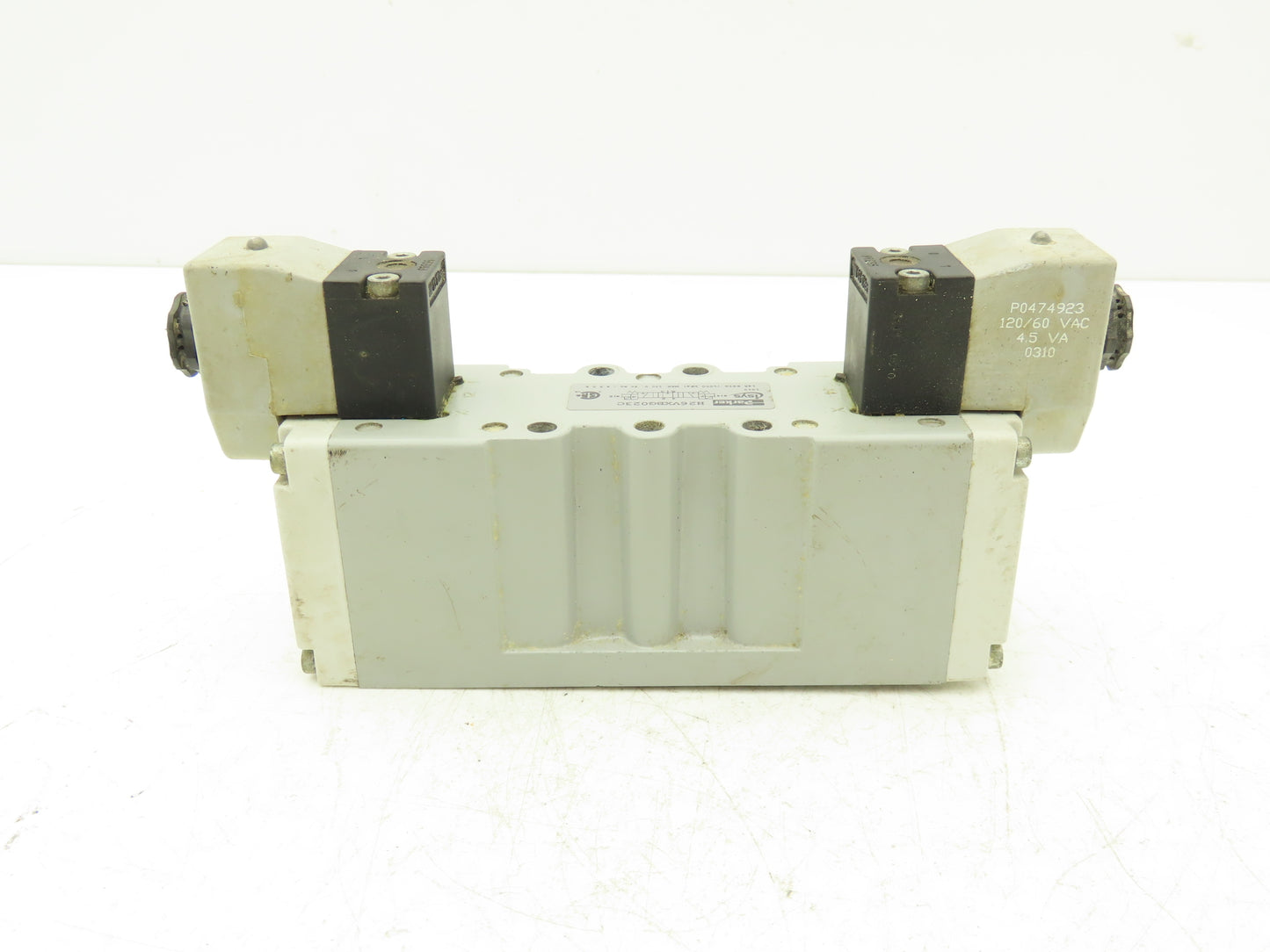 Parker H26VXBG023C Pneumatic Air isys Solenoid Valve 120v 60hz Coil 145psig