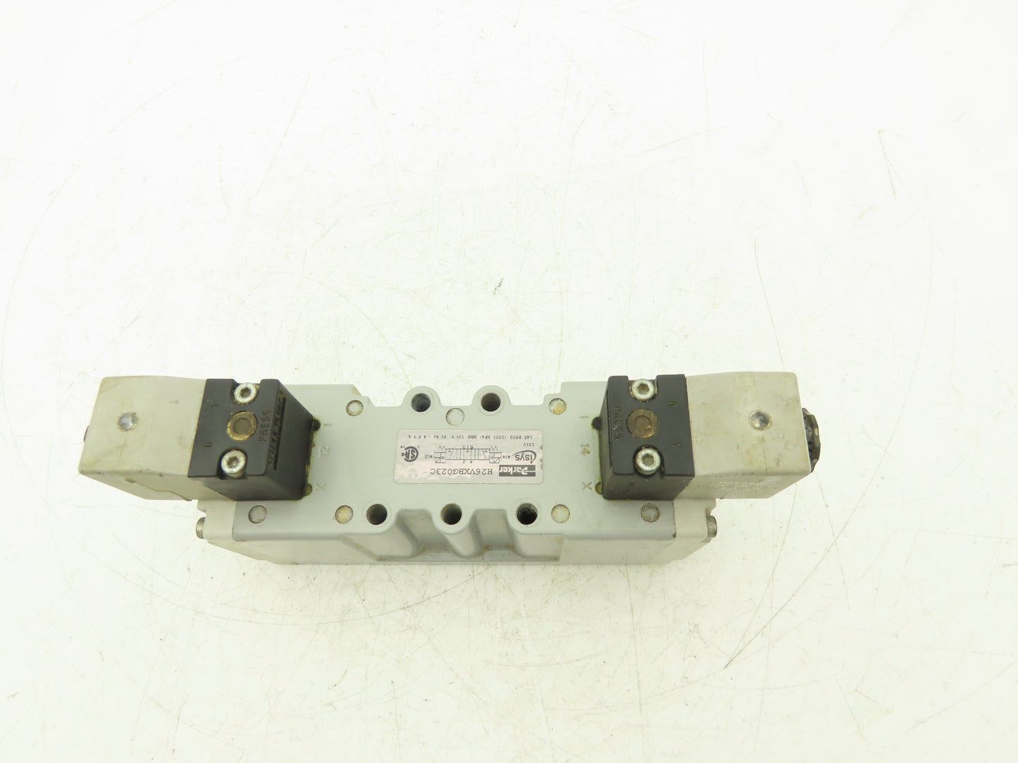 Parker H26VXBG023C Pneumatic Air isys Solenoid Valve 120v 60hz Coil 145psig