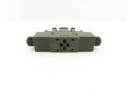 Parker D1VHW004CNYCF4 Hydraulic Directional Solenoid Valve 120VAC 60Hz