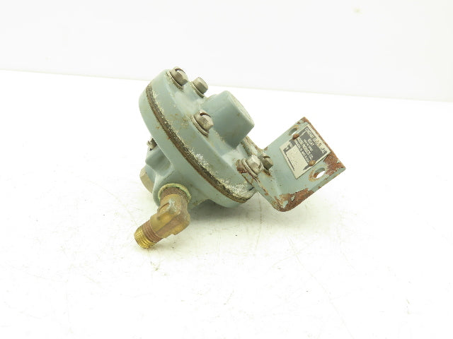 Moore Products 62V 7135S6CB 1/4" Pneumatic Constant Differential Relay