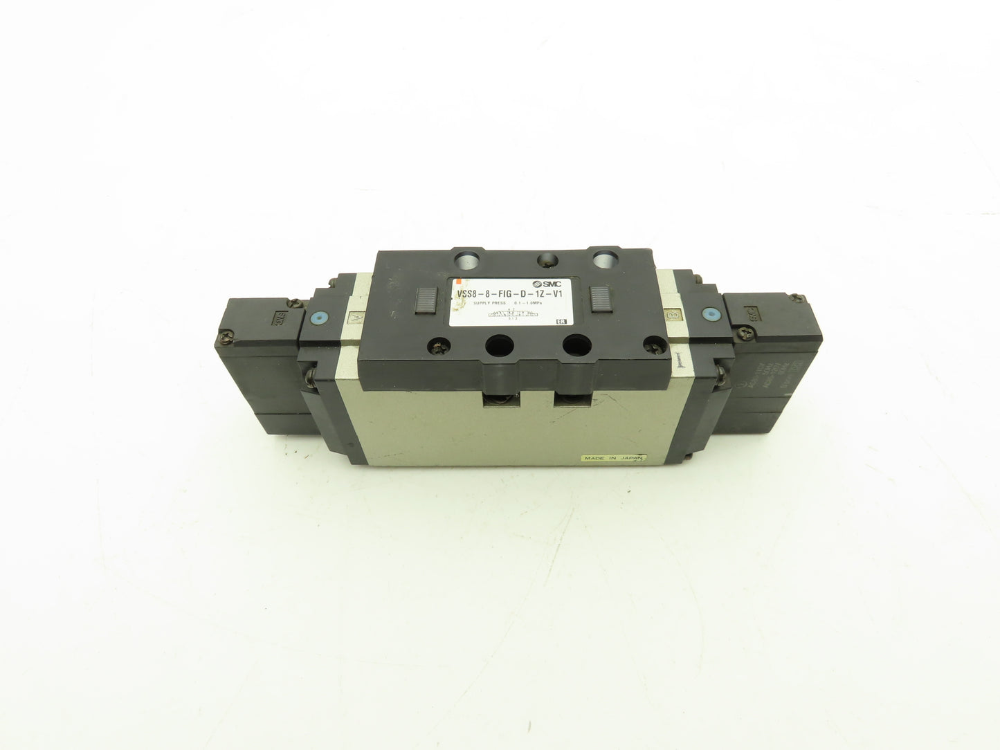 SMC VSS8-8-FIG-D-1Z-V1 Pneumatic Air Solenoid Valve