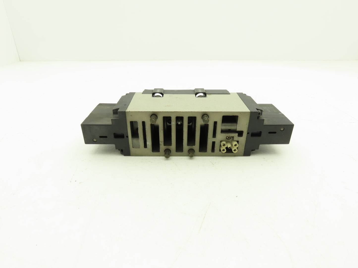 SMC VSS8-8-FIG-D-1Z-V1 Pneumatic Air Solenoid Valve