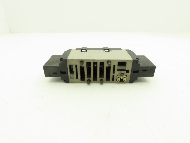 SMC VSS8-8-FIG-D-1Z-V1 Pneumatic Air Solenoid Valve