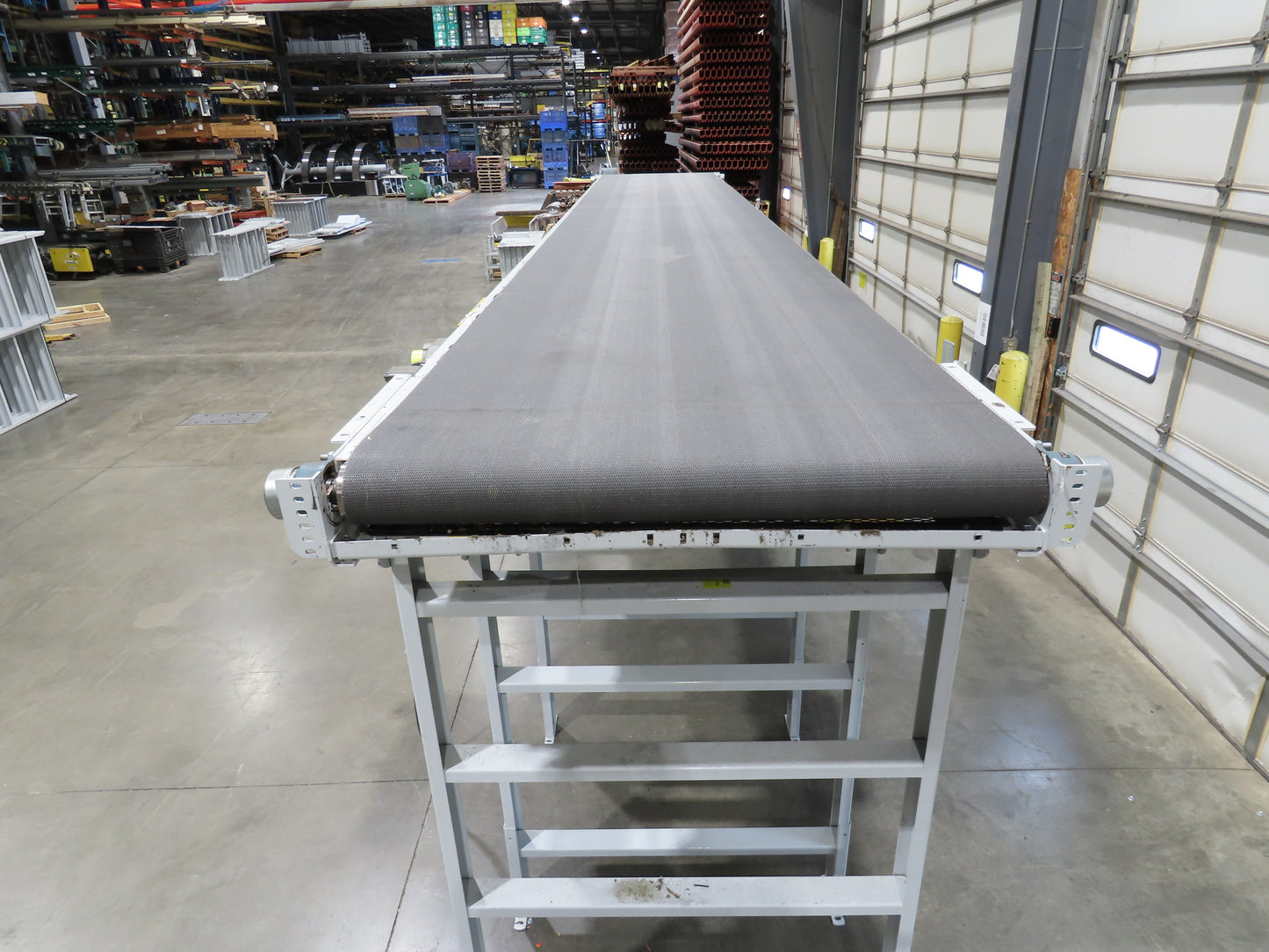 Hytrol BPC 49"x 27' Slider Bed Conveyor 47"Belt 5Hp 3PH Center Drive 183fpm