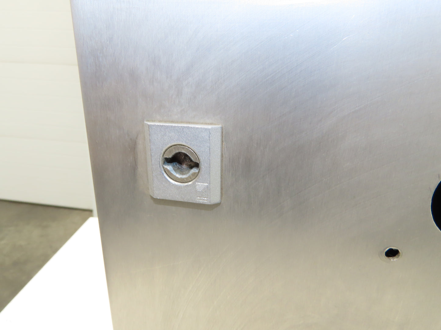 Rittal AE1007 Stainless Electrical Enclosure Junction Box 500x500x20mm 20x20x8"