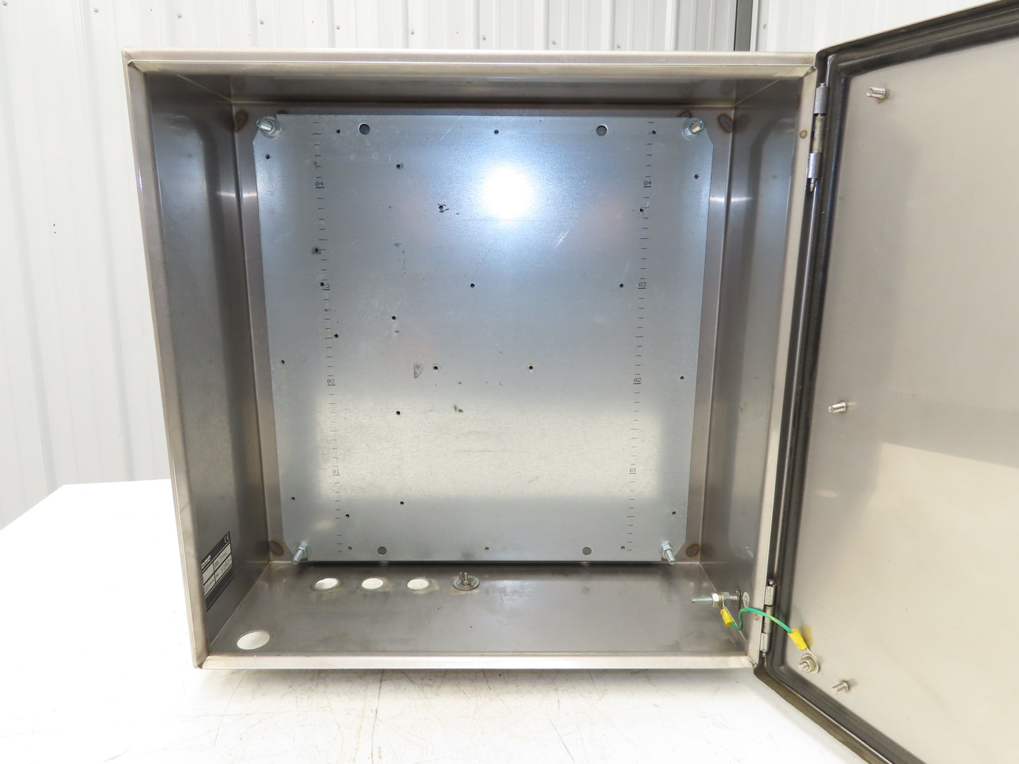 Rittal AE1007 Stainless Electrical Enclosure Junction Box 500x500x20mm 20x20x8"