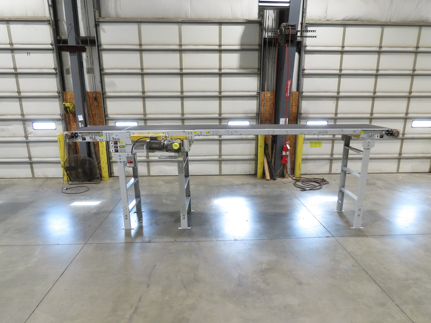 Hytrol HSS 31"x 18' Slider Bed Conveyor 30"Belt 2Hp 3PH Center Drive 140fpm