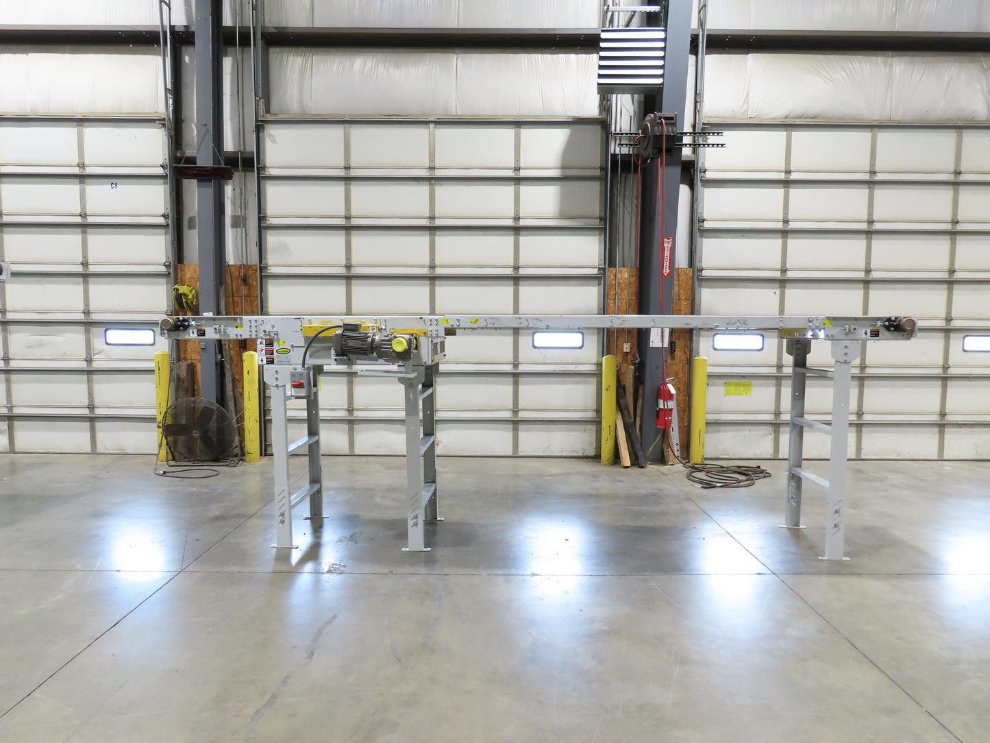 Hytrol HSS 31"x 18' Slider Bed Conveyor 30"Belt 2Hp 3PH Center Drive 140fpm