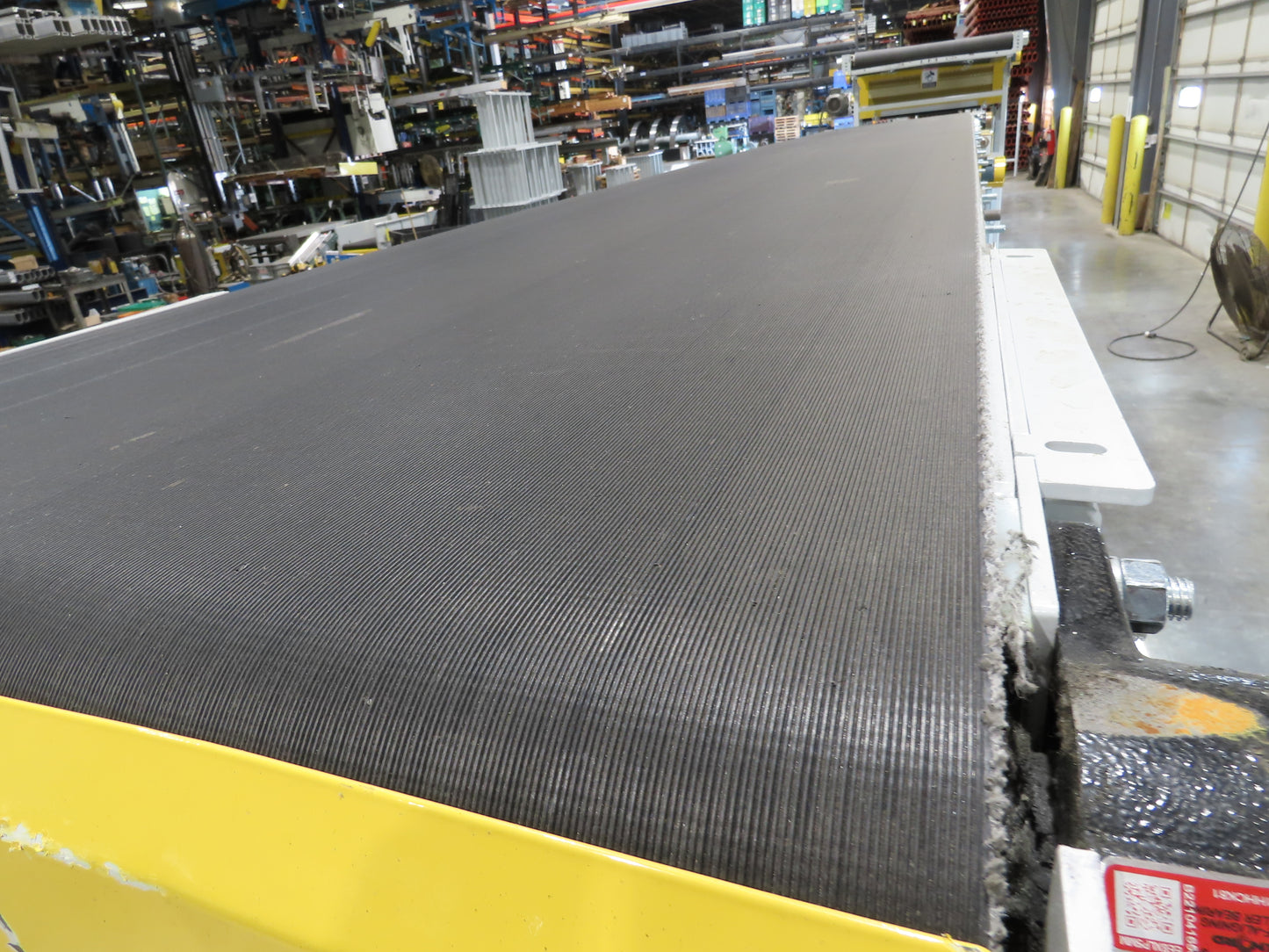 Hytrol HSS 31"x 18' Slider Bed Conveyor 30"Belt 2Hp 3PH Center Drive 140fpm