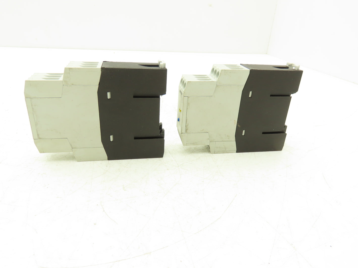 Eaton Moeller EMT6-DB Thermistor Overload Protection Relay 24V Lot of 2