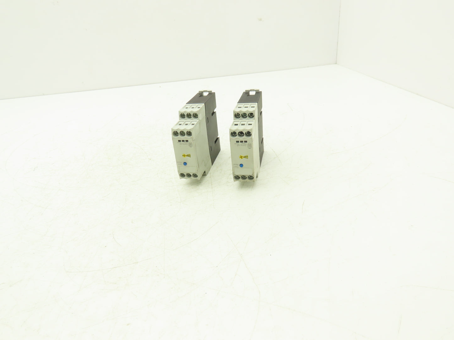 Eaton Moeller EMT6-DB Thermistor Overload Protection Relay 24V Lot of 2