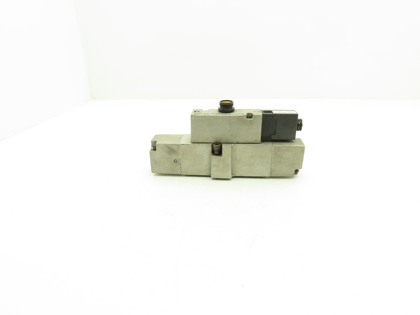 Automatic 416B67S31C-AA3 Pneumatic Air Directional Solenoid Valve