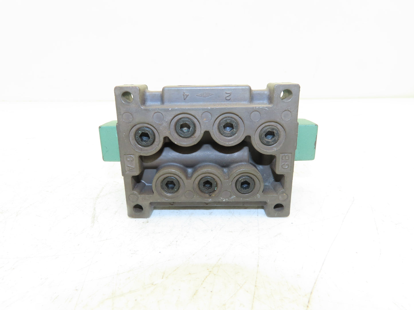 Numatics 1JDPA4 Pneumatic Air Valve 8-Port Manifold 1/8"npt