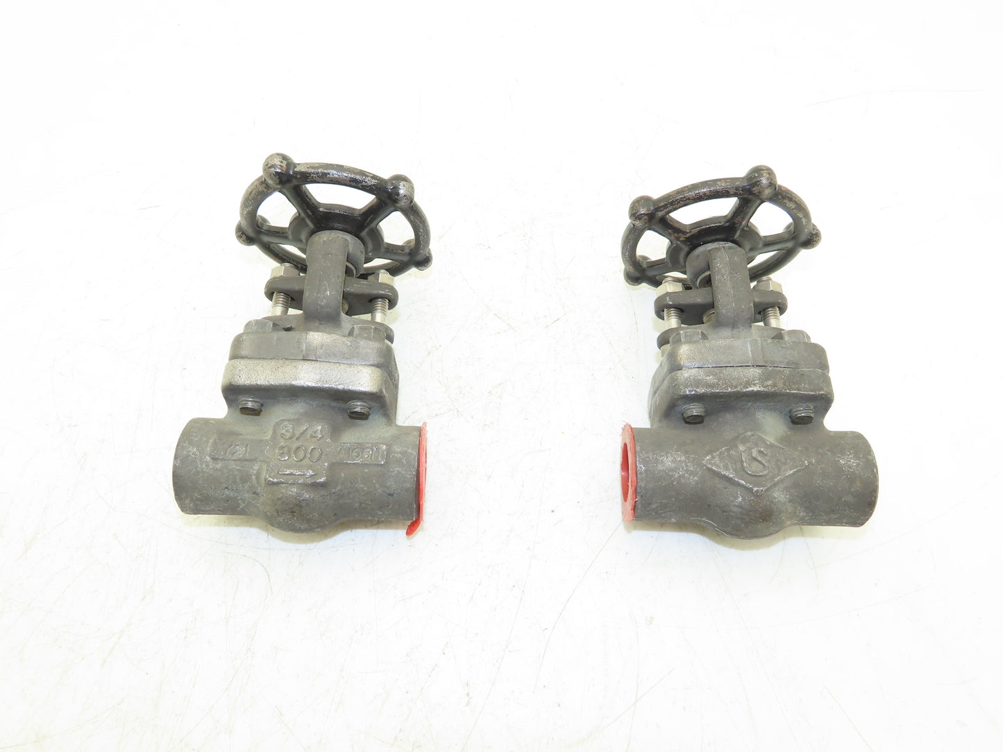Ilshin 8A05-5 Steel Gate Valve 3/4" Socket Weld 1975psi Class 800  Lot of 2