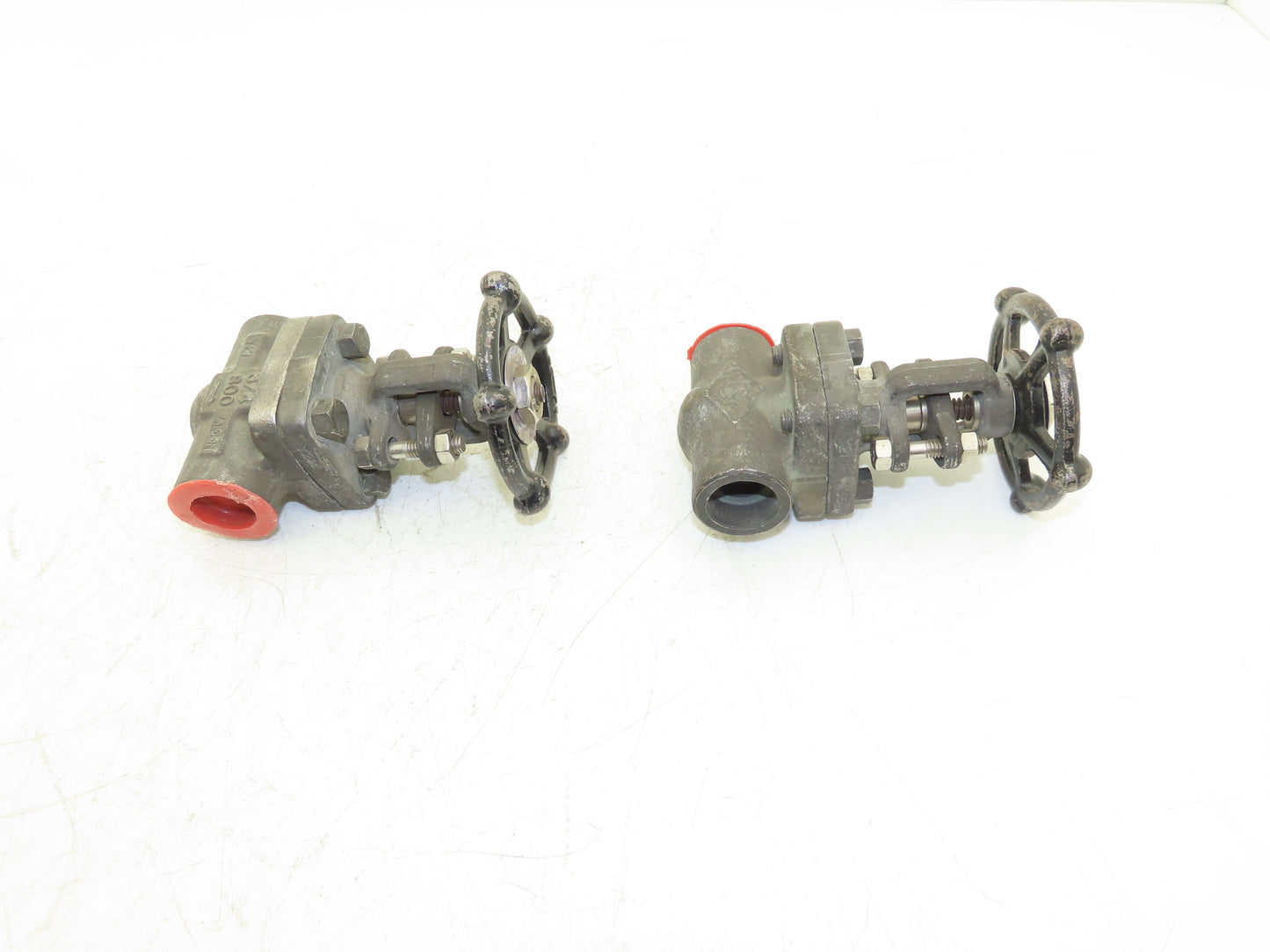 Ilshin 8A05-5 Steel Gate Valve 3/4" Socket Weld 1975psi Class 800  Lot of 2