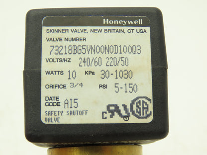 Honeywell Skinner Solenoid Valve Two Way Coil Voltage 240VAC 3/4" NPT 5-150 PSI