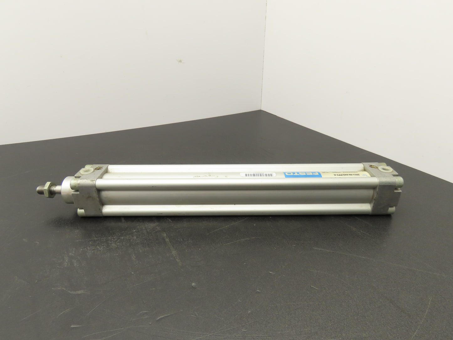 Festo DNU-32-240-PPV-A Pneumatic Air Cylinder 32mm Bore 240mm Stroke 175psi