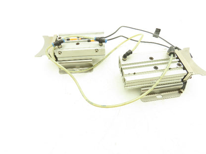 SMC MGPL16-40A-XC19 Pneumatic Guided Cylinder 40mm Stroke Clamp Set