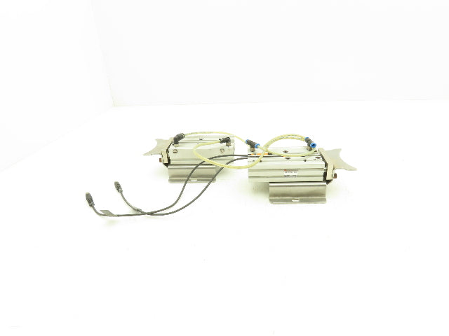 SMC MGPL16-40A-XC19 Pneumatic Guided Cylinder 40mm Stroke Clamp Set