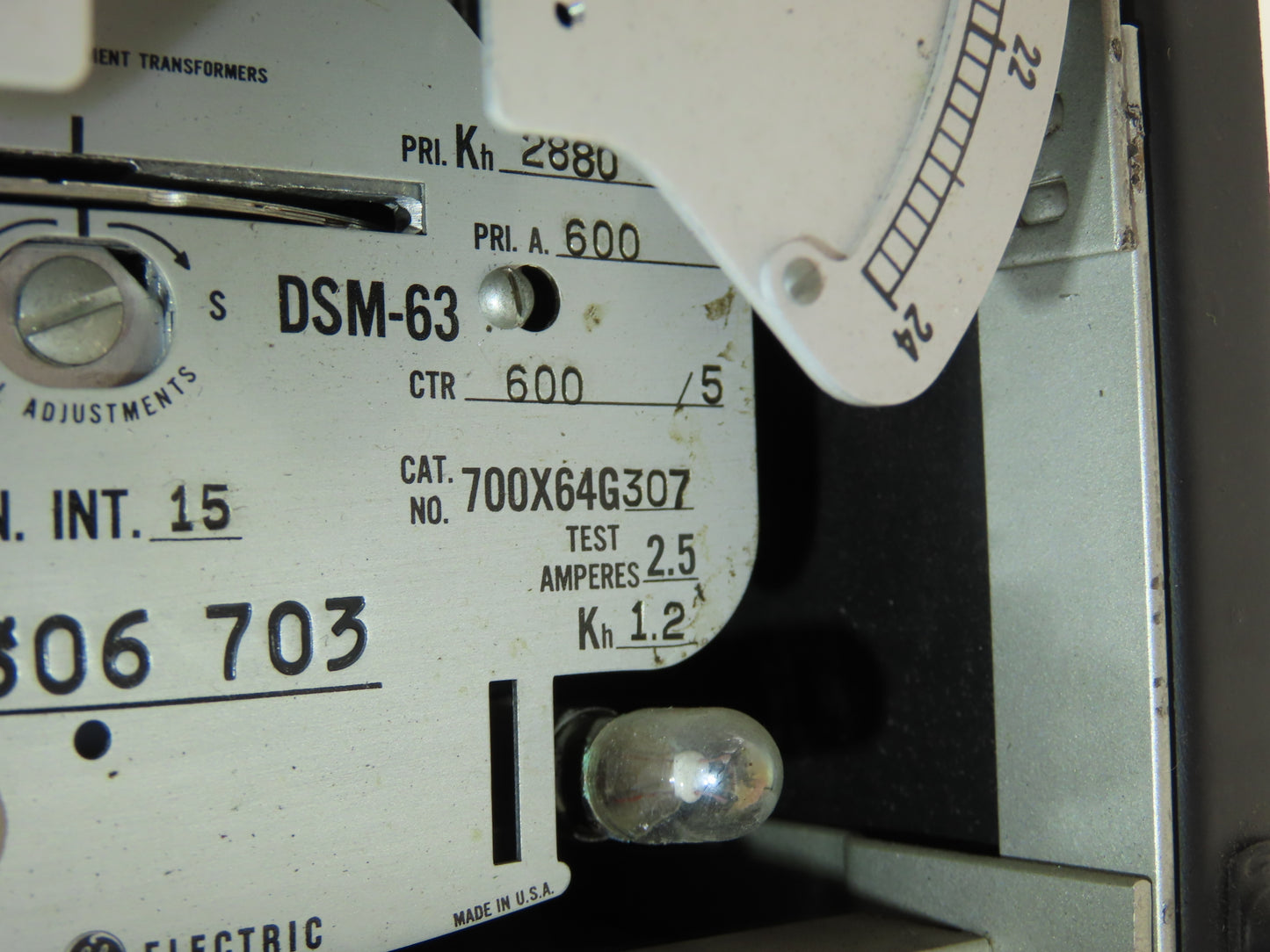 General Electric 700X64G307 Kilowatthours Demand Meter 120V Type DSM-63 Class 10