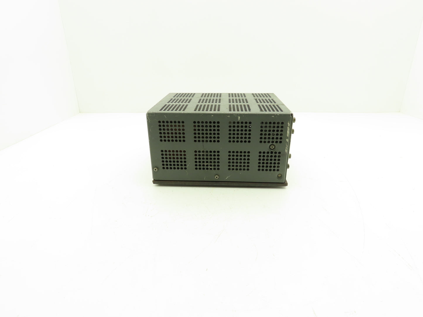 Lambda LM D100 Regulated Power Supply 120V AC Input Veeco
