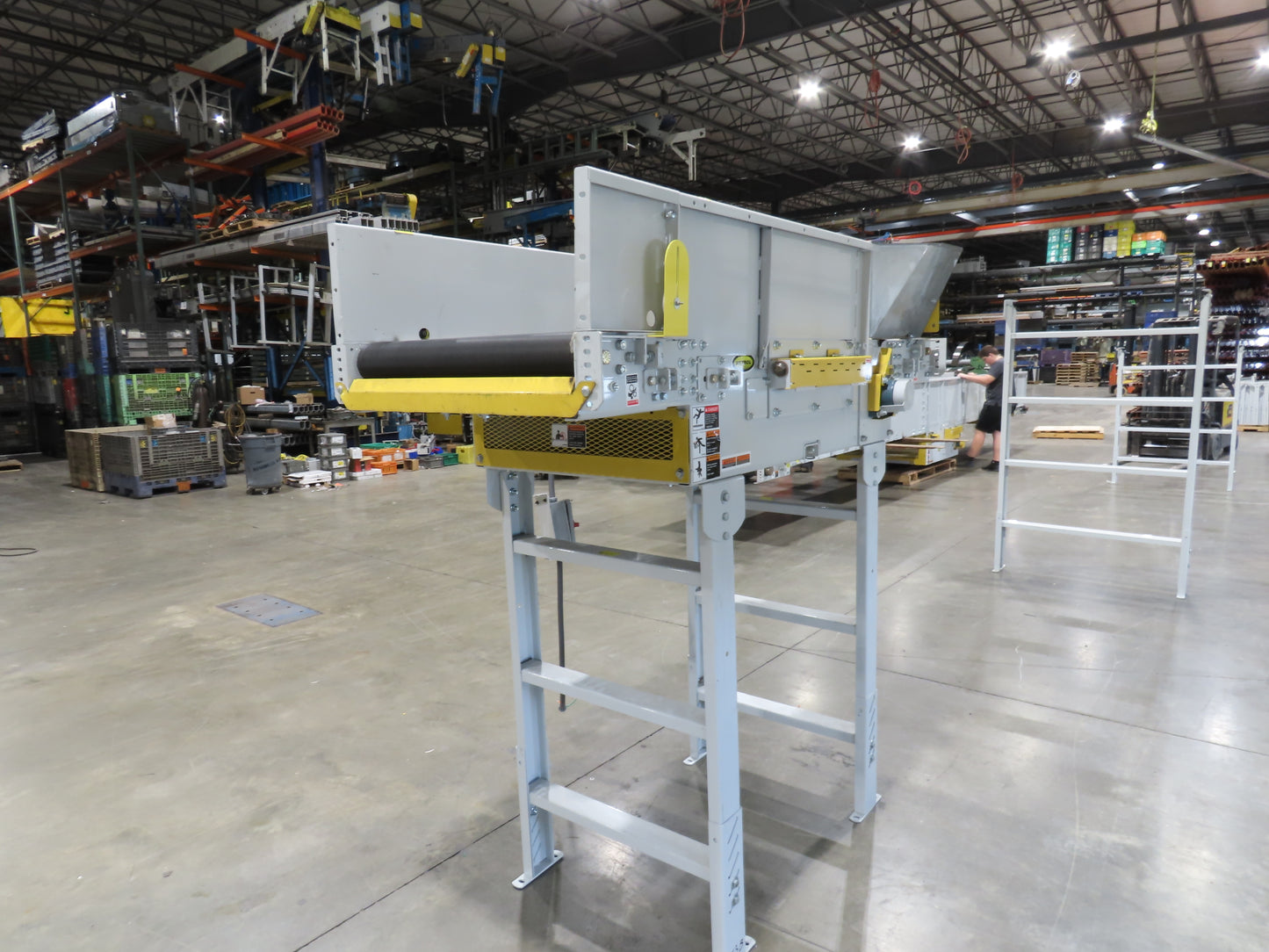 Hytrol HSS 31"x 7' Slider Bed Belt Conveyor 2Hp 3PH RH Center Drive 112fpm