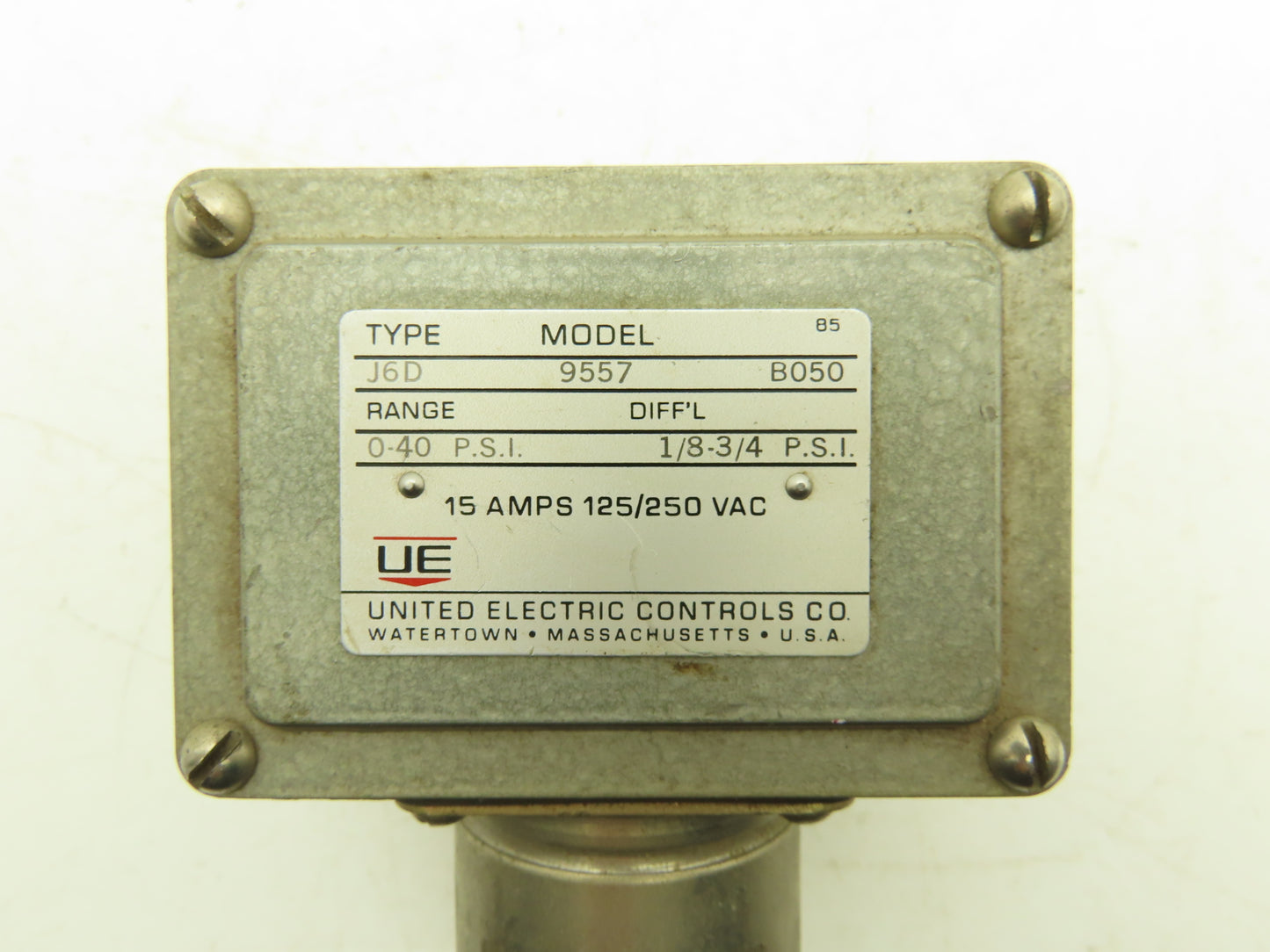 United Electric J6D 9557 B050 Pressure Switch 40PSI 15A 125/250V