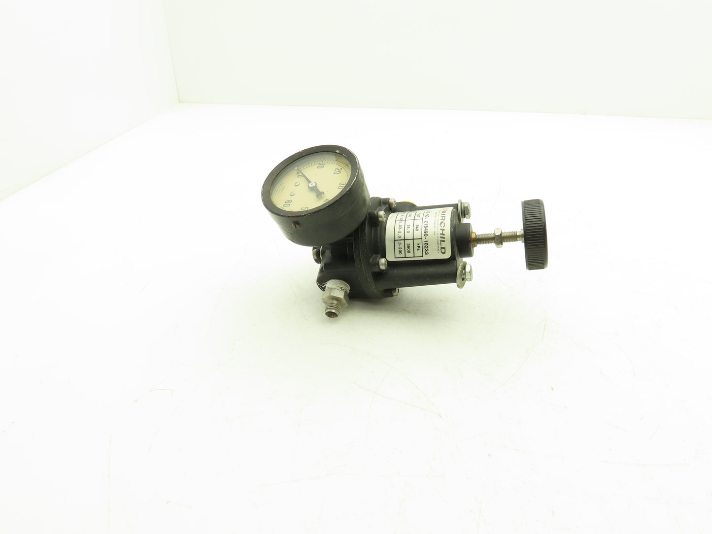 Fairchild Z16490-10233 Pressure Regulator 0.5-30 PSI Range 500 PSI Max 3/8" NPT