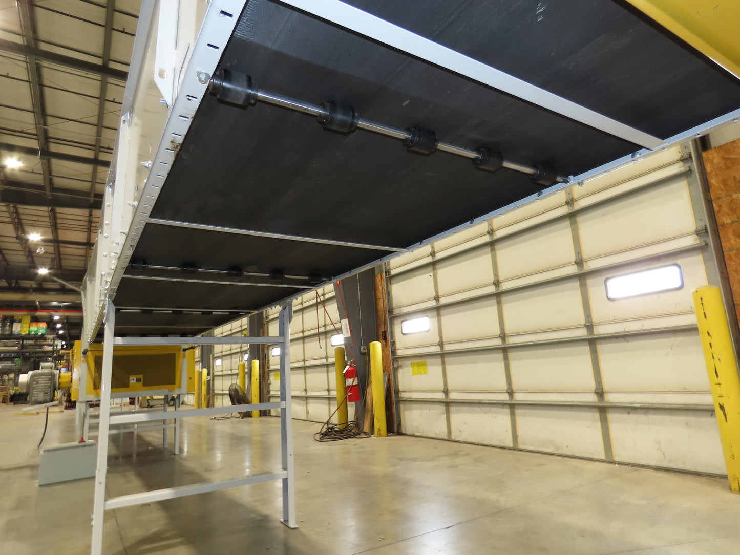 Hytrol BPC 43"x 67' Slider Bed Belt Conveyor 7.5Hp 3PH LH Center Drive 80fpm