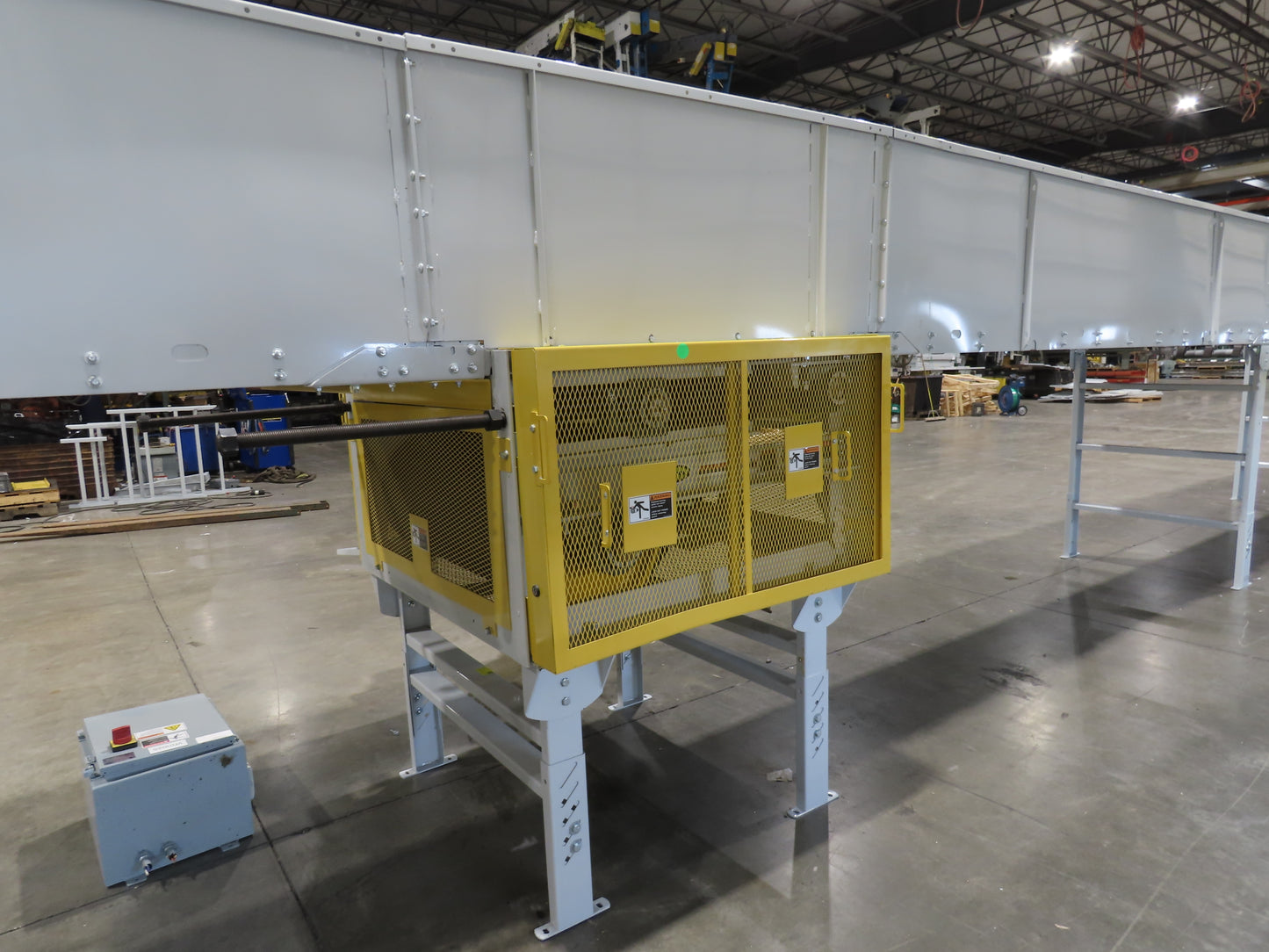 Hytrol BPC 43"x 67' Slider Bed Belt Conveyor 7.5Hp 3PH LH Center Drive 80fpm