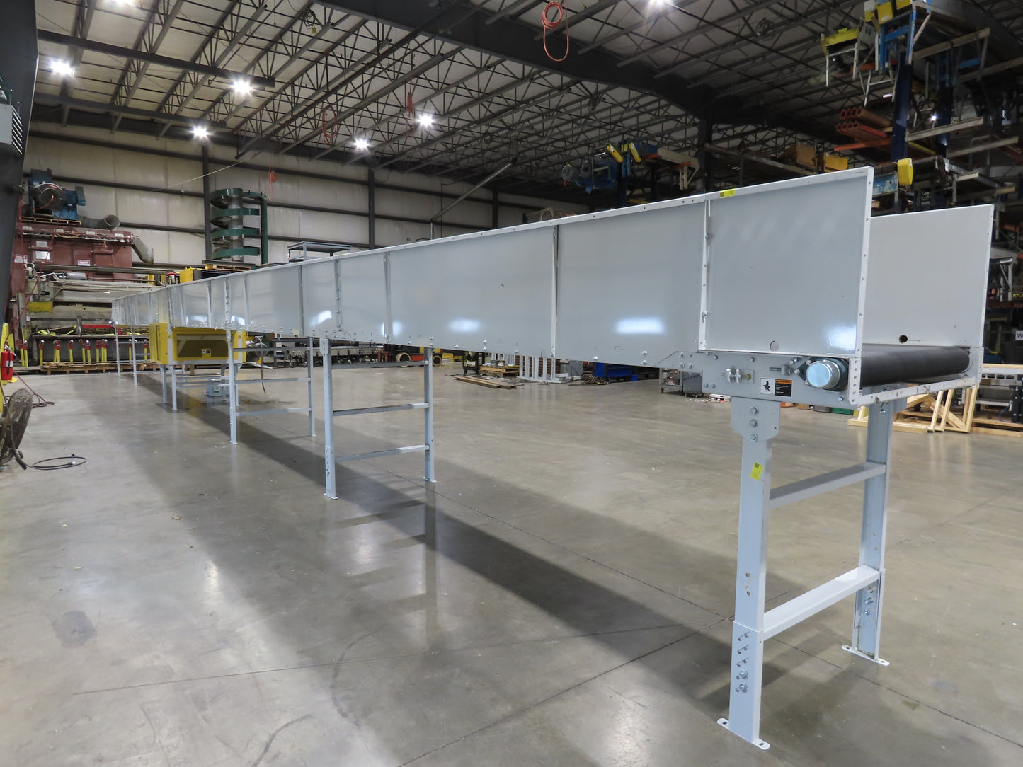 Hytrol BPC 43"x 67' Slider Bed Belt Conveyor 7.5Hp 3PH LH Center Drive 80fpm