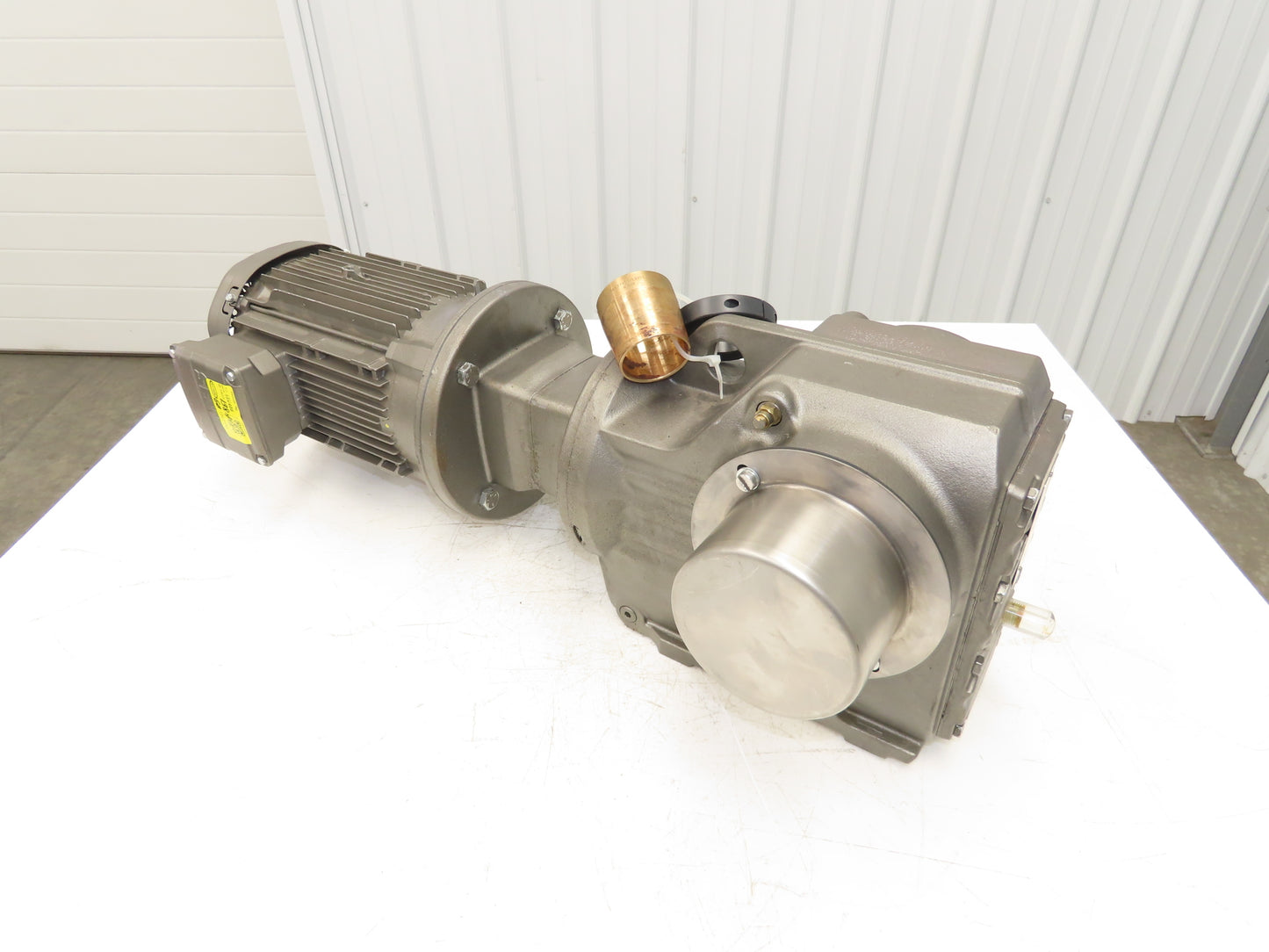 Sew Eurodrive KT77/T AM184 DRN100L4 30.89 Gearmotor Drive 5Hp 230/460V 3PH 57rpm