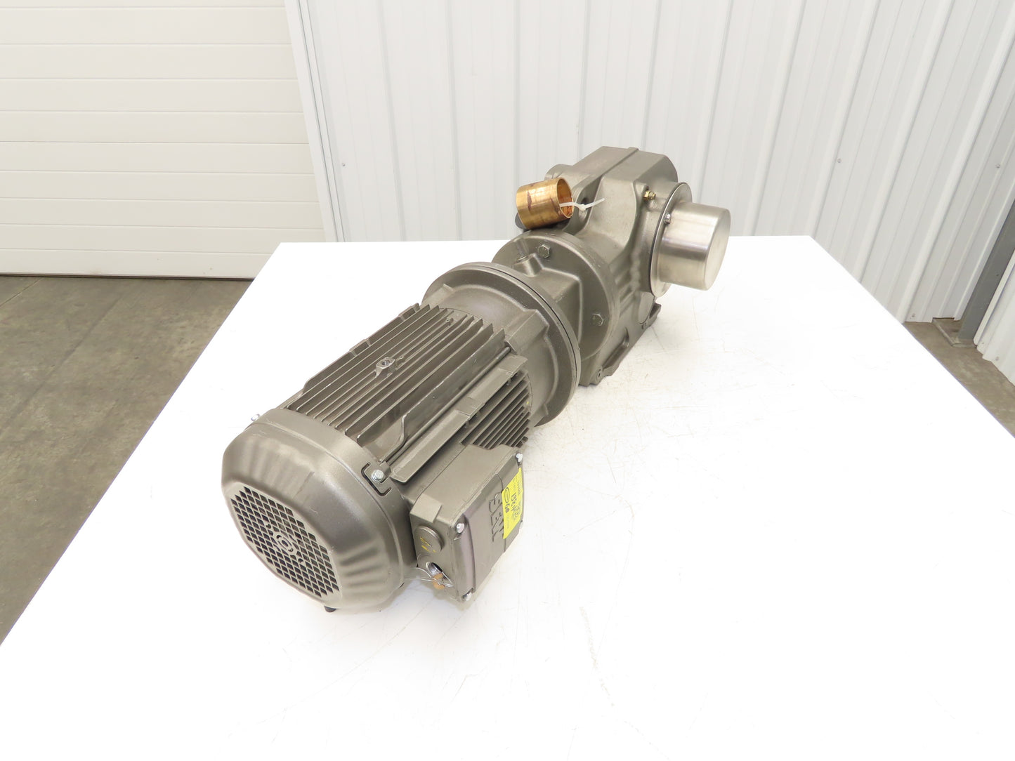 Sew Eurodrive KT77/T AM184 DRN100L4 30.89 Gearmotor Drive 5Hp 230/460V 3PH 57rpm