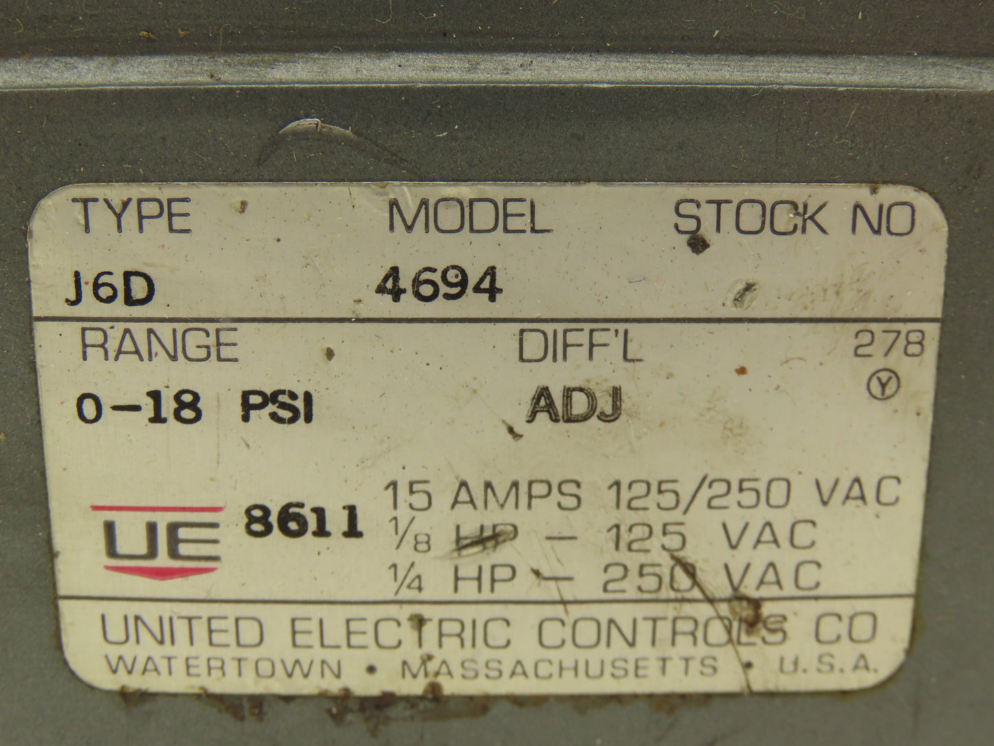 United Electric J6D 4694 Pressure Switch 18PSI 15A 125/250V Lot of 2