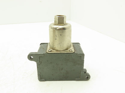 United Electric J6D 4694 Pressure Switch 18PSI 15A 125/250V Lot of 2