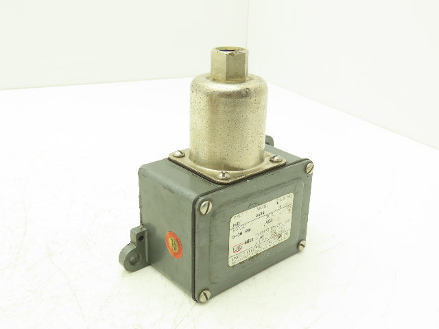 United Electric J6D 4694 Pressure Switch 18PSI 15A 125/250V Lot of 2