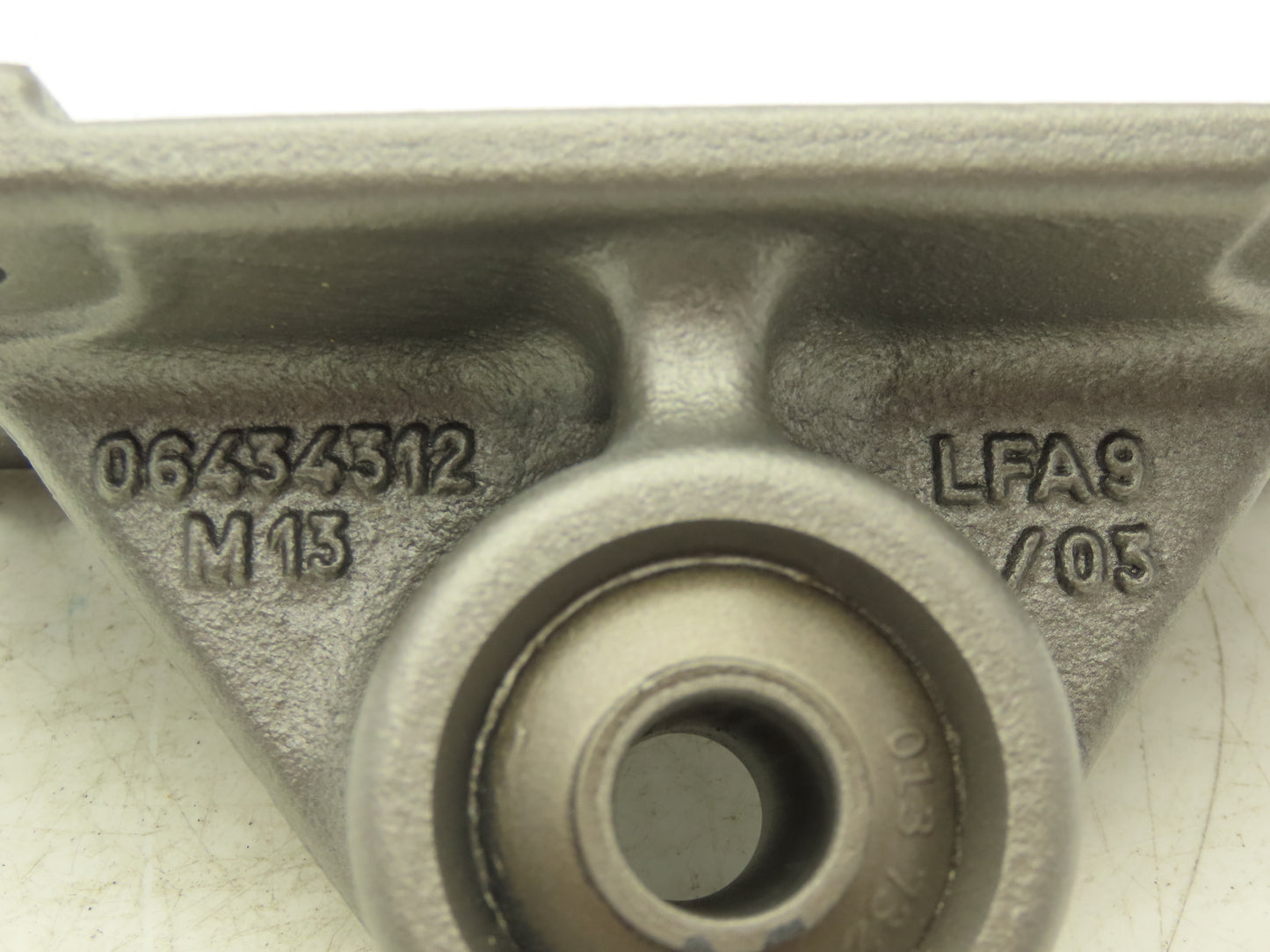 Sew Eurodrive 06434312 KT57/67 Gearmotor Torque Arm Hollow Shaft Mount Bracket