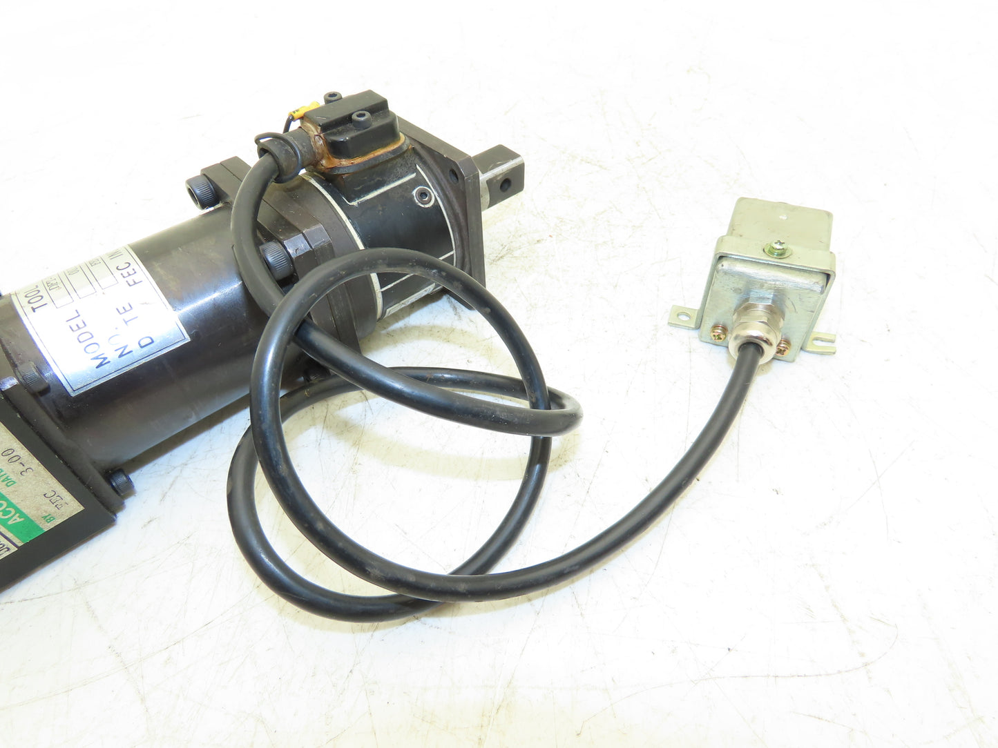 FEC DFT-132M3-S Nutrunner Servo Motor w/Torque Transducer TD-130-DFS