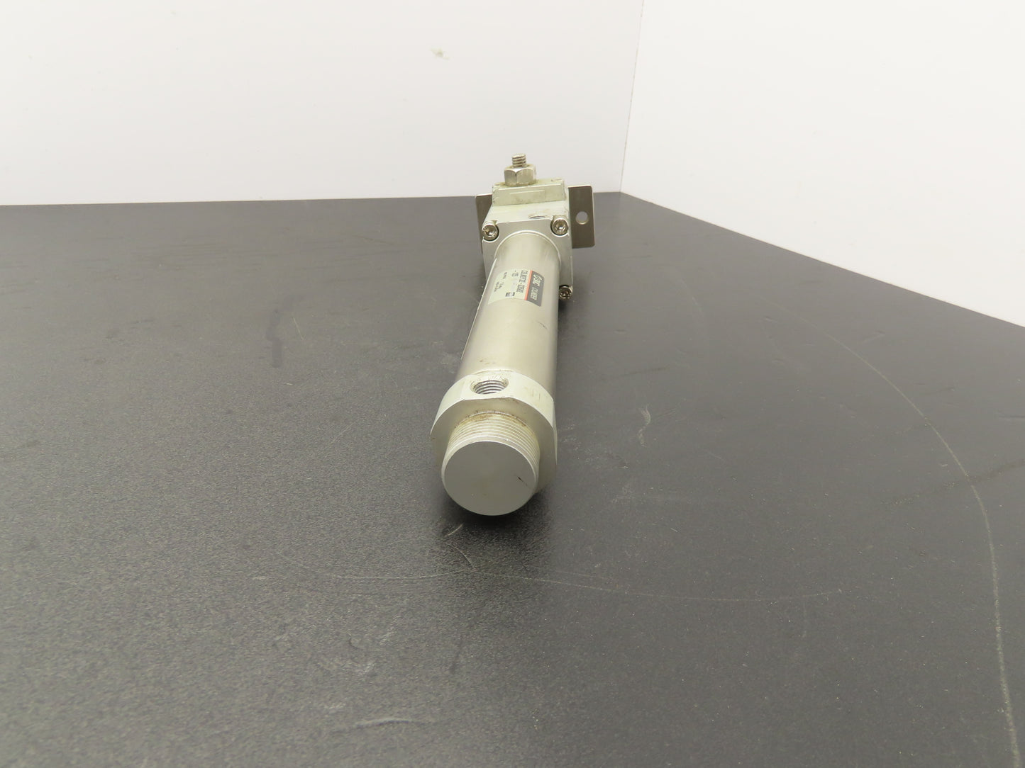 SMC CDLM2F32-G3582-125 Pneumatic Air Cylinder w/Rod Lock 32mm Bore 125mm Stroke