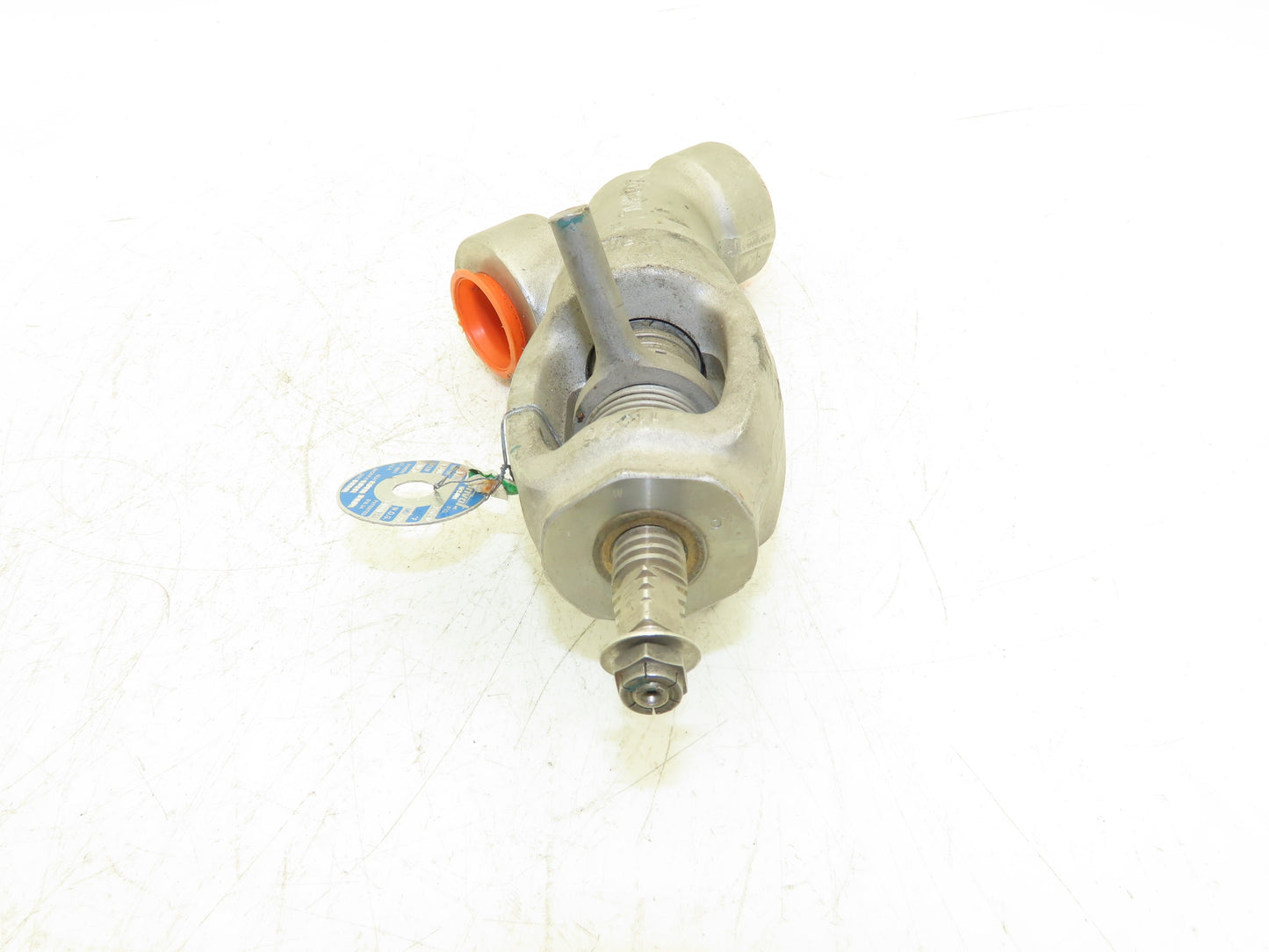 Conval Clampseal 13G2Q Globe Valve Y-Pattern Stop 1" Socket Weld 1500psi