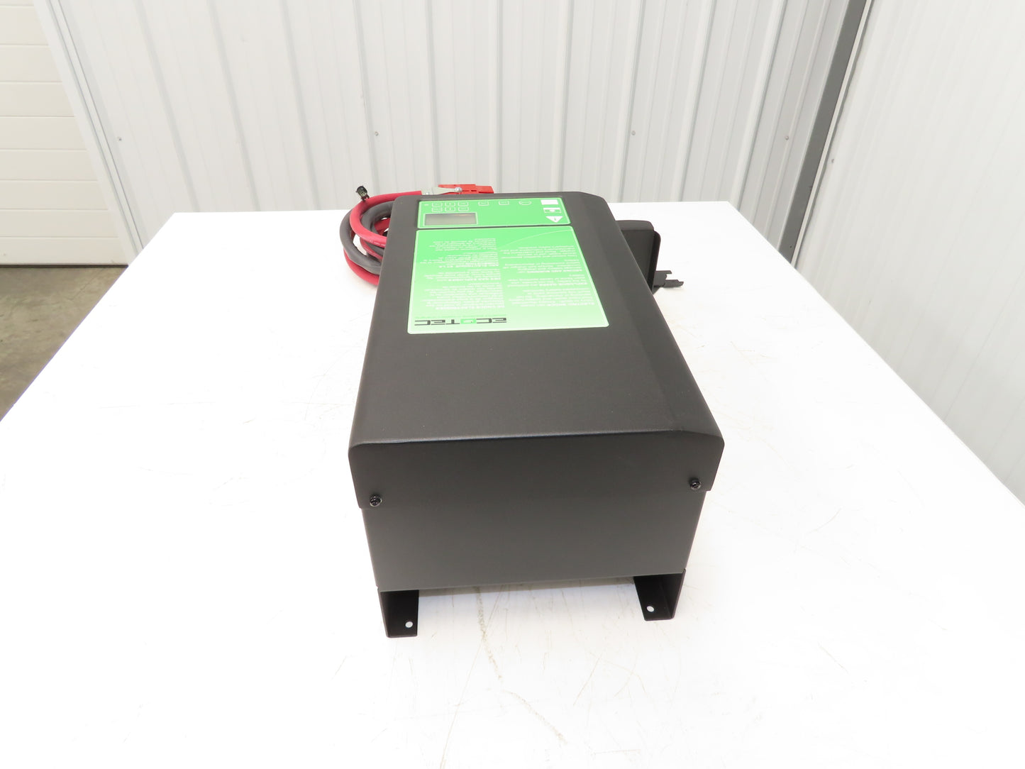 Ecotec Access 13/24 Forklift Battery Charger Li-ion 24V 1200Ah 300A 480VAC 3Ph
