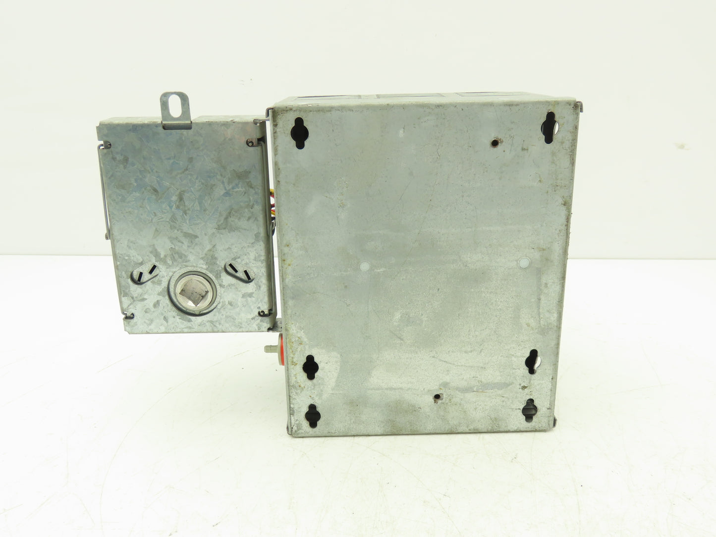 Honeywell RP7516B9024 DeltaNet MicroCel Controller with Actuator