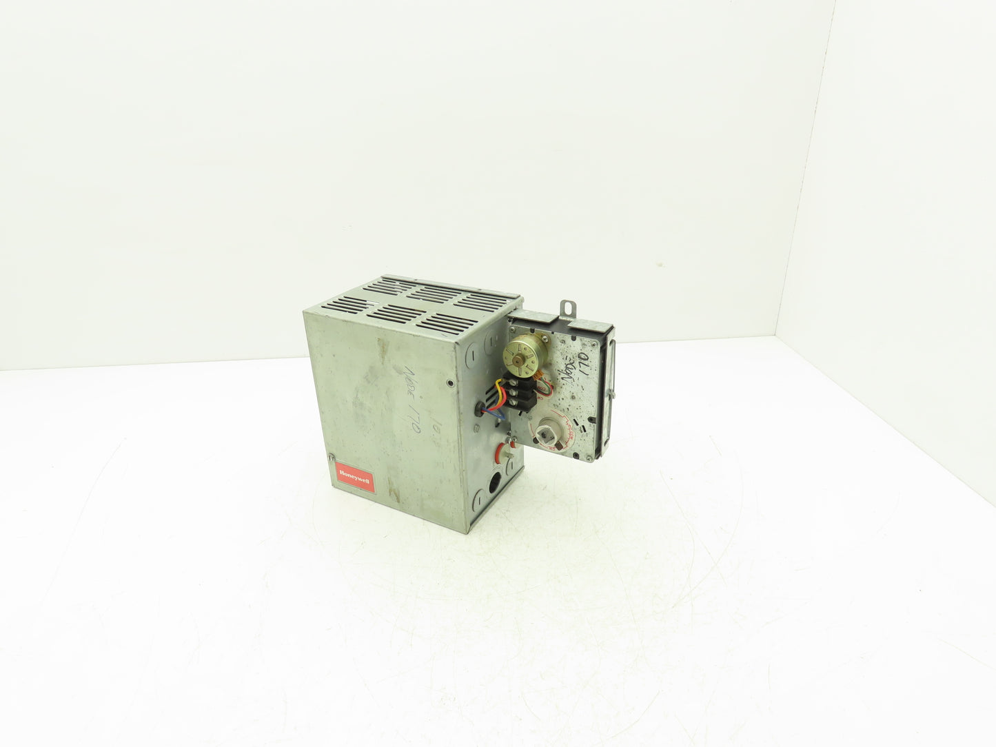 Honeywell RP7516B9024 DeltaNet MicroCel Controller with Actuator