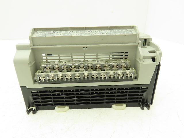 Allen Bradley 1764-24BWA MicroLogix 1500 Base 24 Point Controller Ser B Rev B