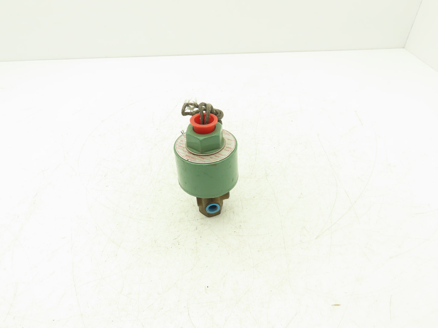 Asco Redhat JV-204-853-5 Solenoid Valve 3-Way 300 PSI 1/4" NPT NC 120V