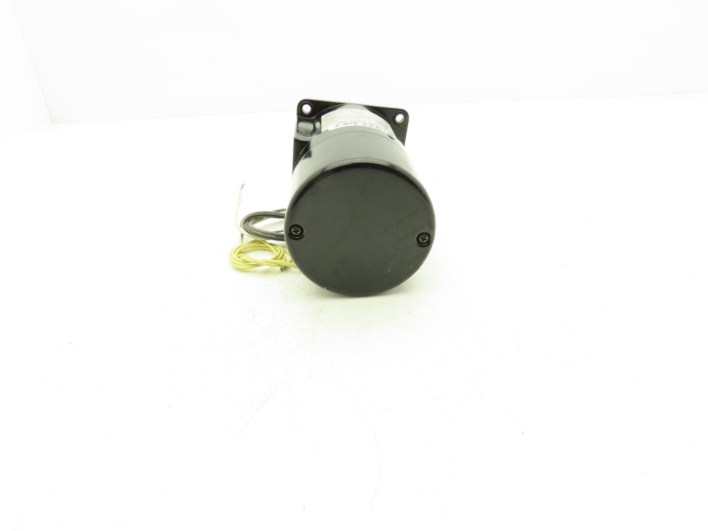 Oriental Motor E0439-444 Reversible Brake Motor 27W 115VAC Spline Shaft